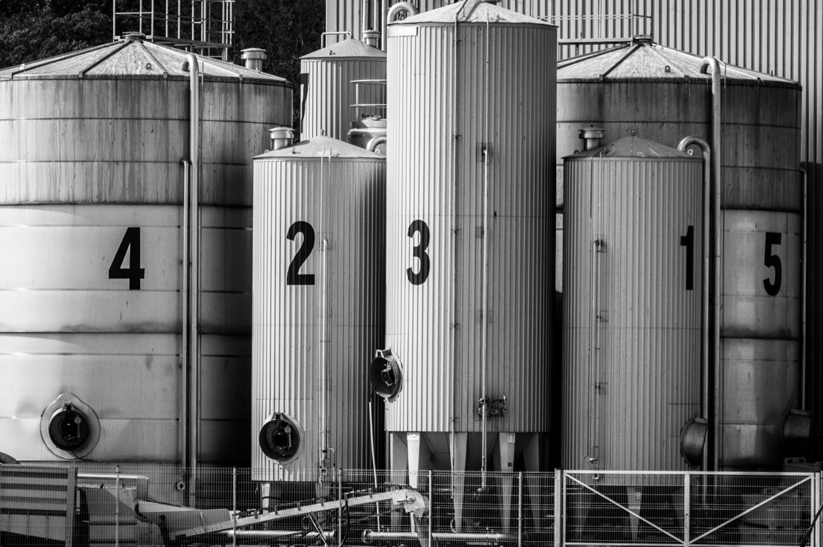 painéis e sensores de fábrica