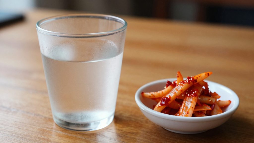 1. 소주 구입 시 ‘알코올 도수와 원료’를 꼭 확인하라