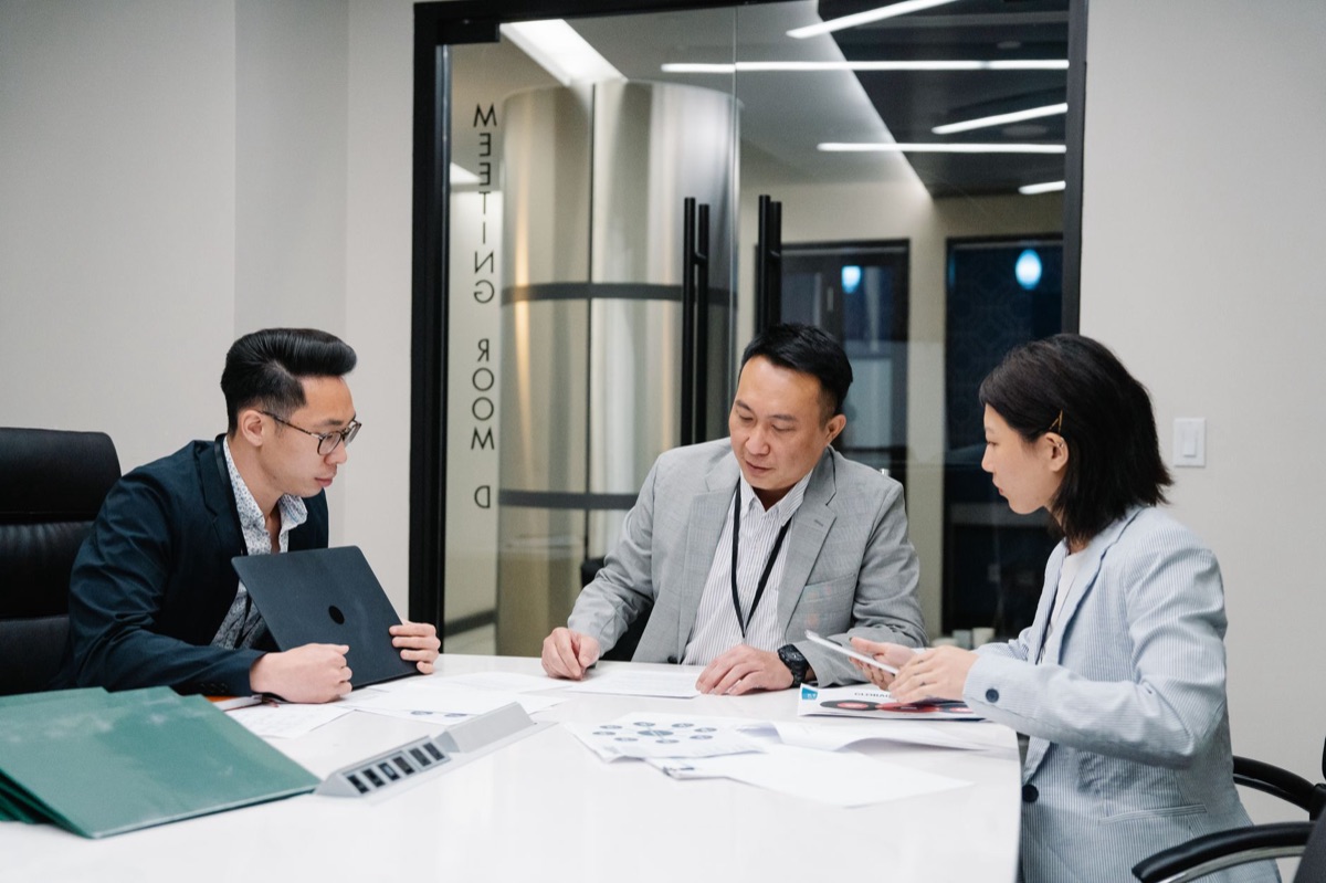 samsung canada office team in business attire